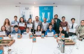 Alumnos de USHICANA reciben certificados por sus pasantías en la Secretaría de Turismo